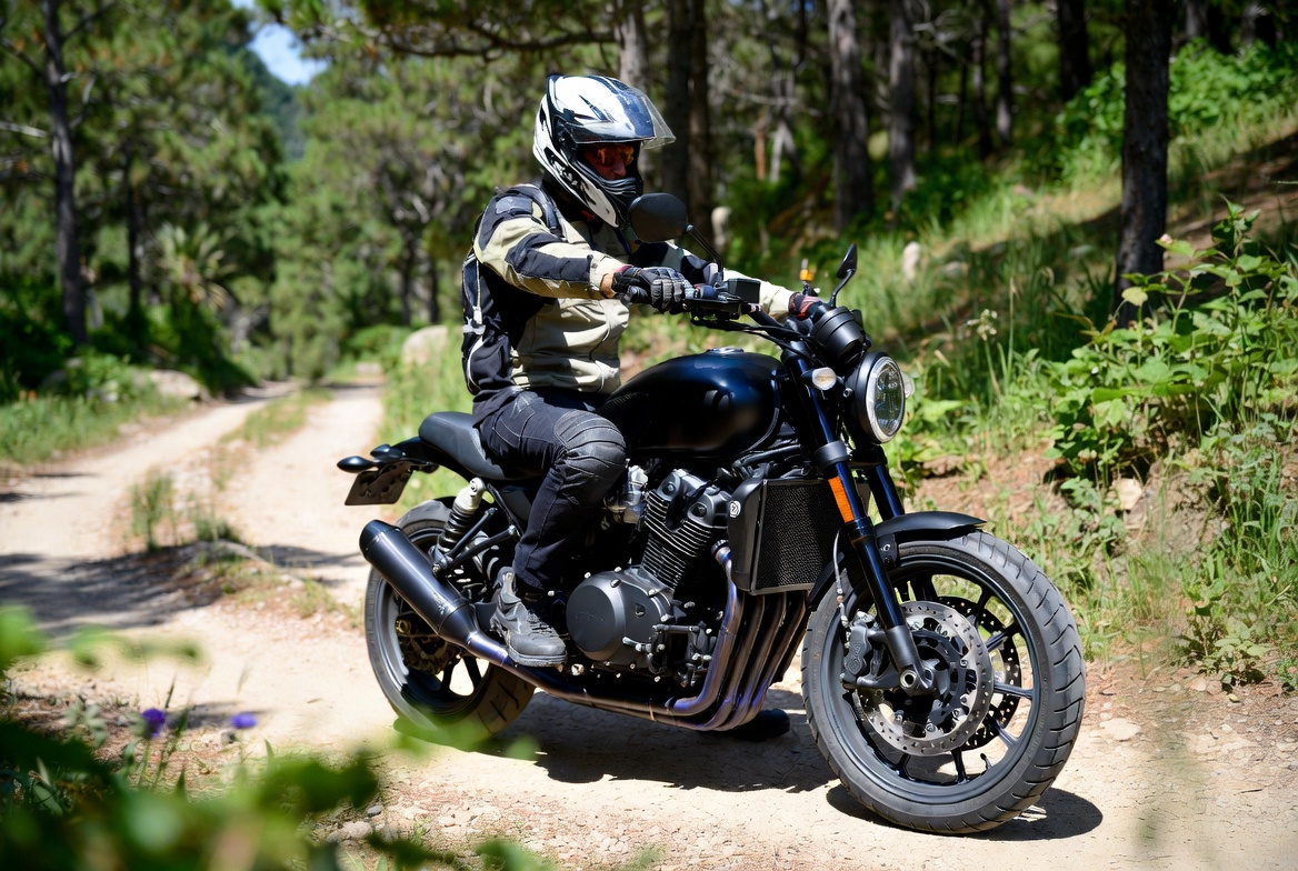 Voyages en moto Monsieur Pingouin